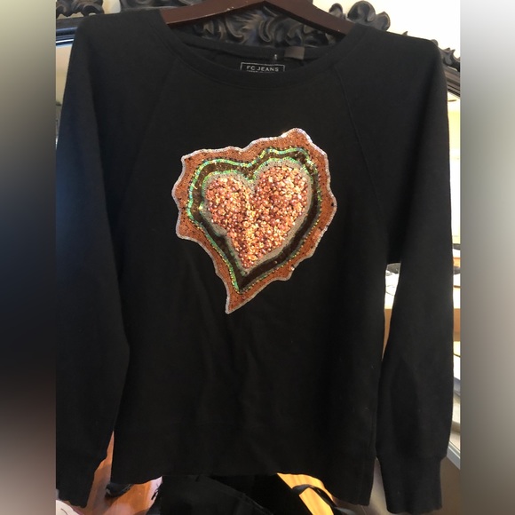 NWOT FC jeans sequenced heart black top Sz S - Picture 2 of 7